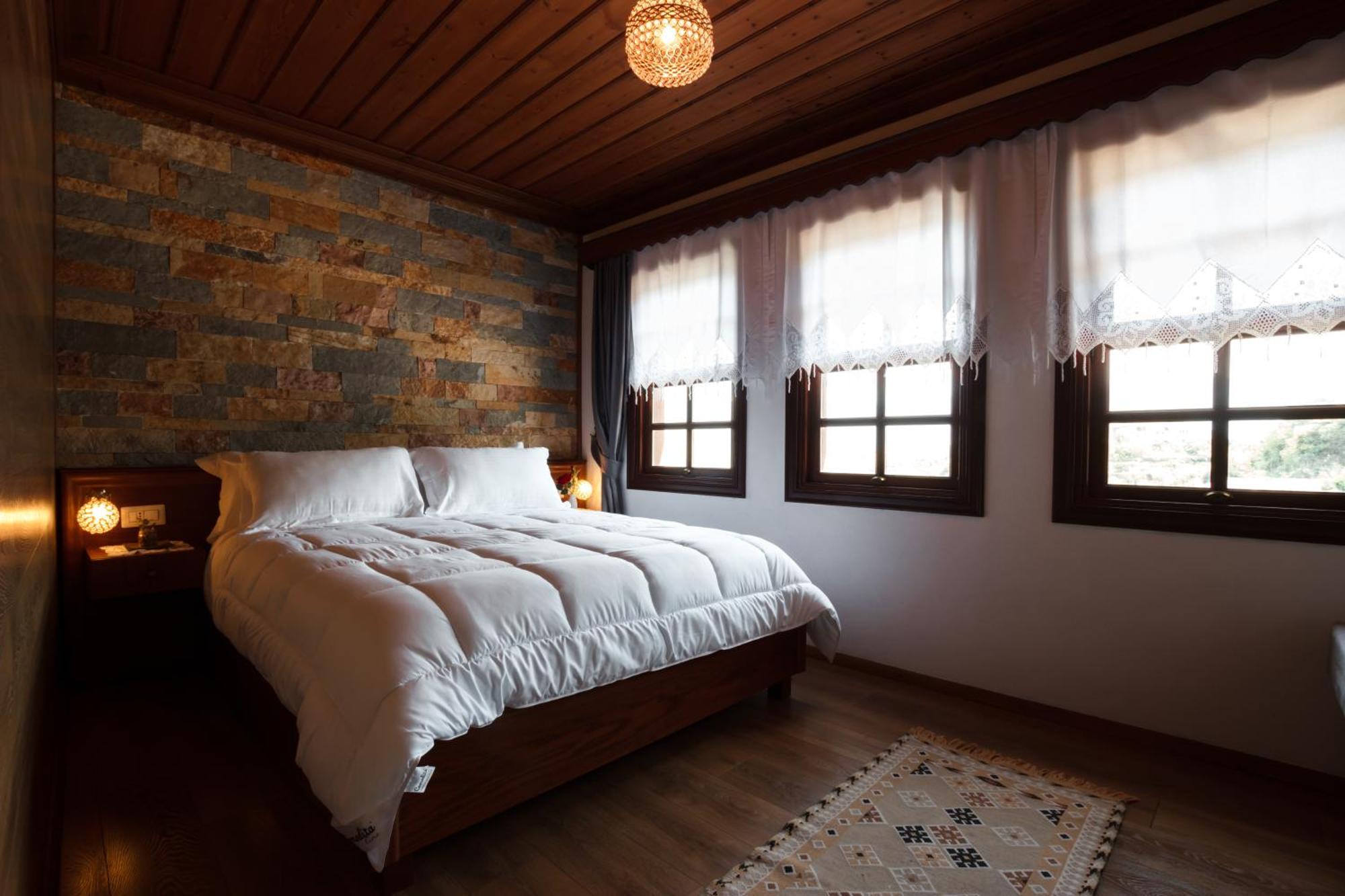 Hotel Pashai Gjirokastër Extérieur photo