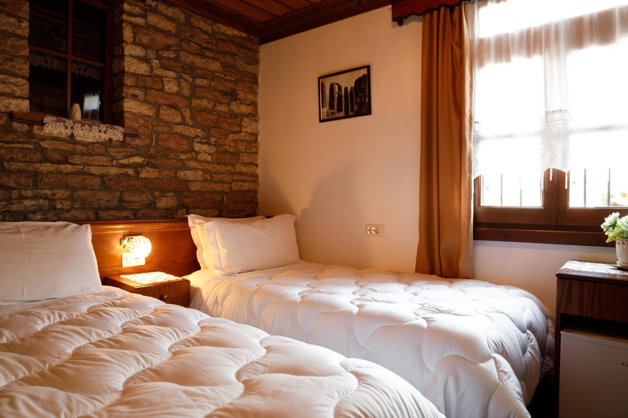 Hotel Pashai Gjirokastër Extérieur photo