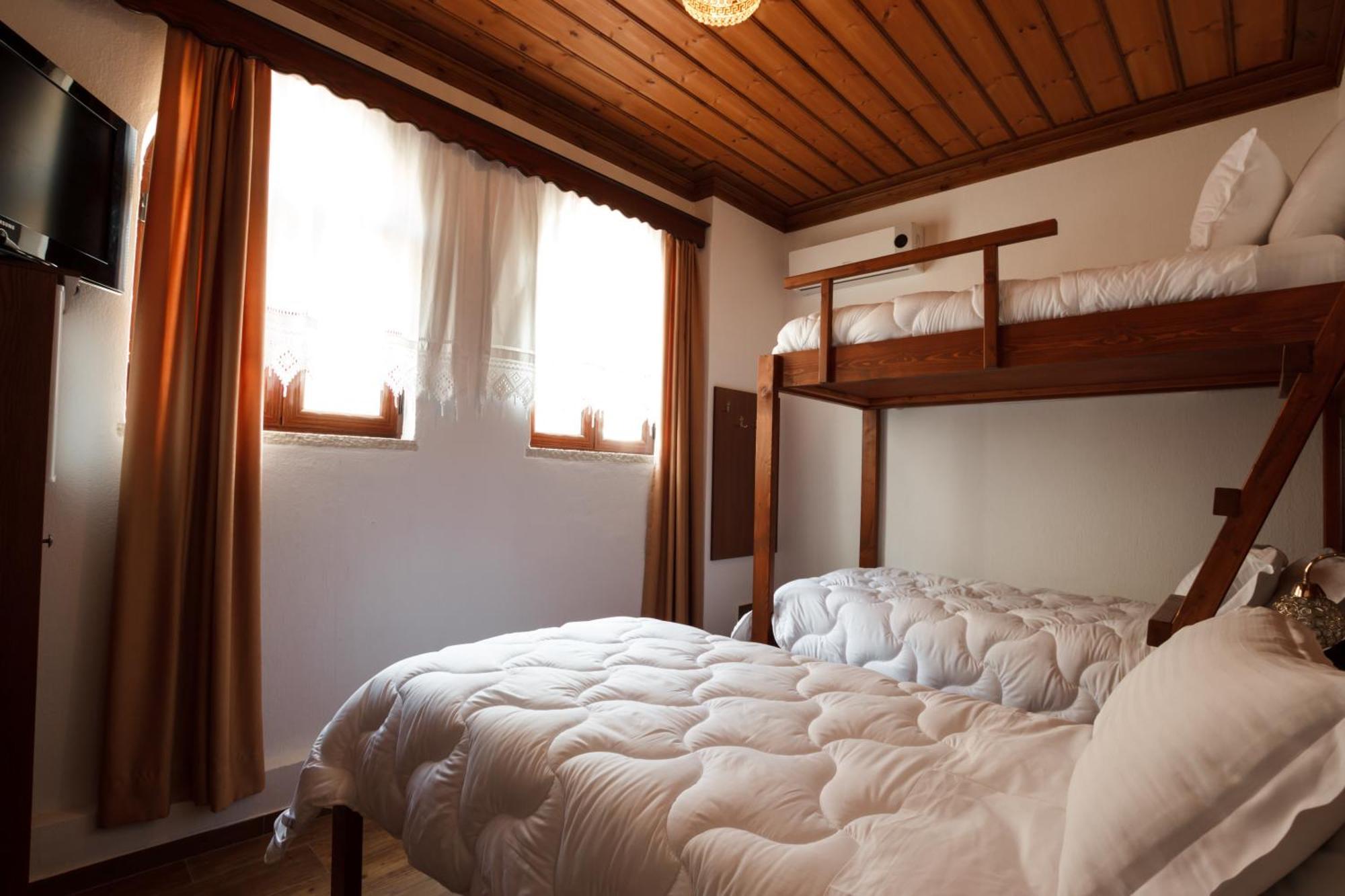Hotel Pashai Gjirokastër Extérieur photo