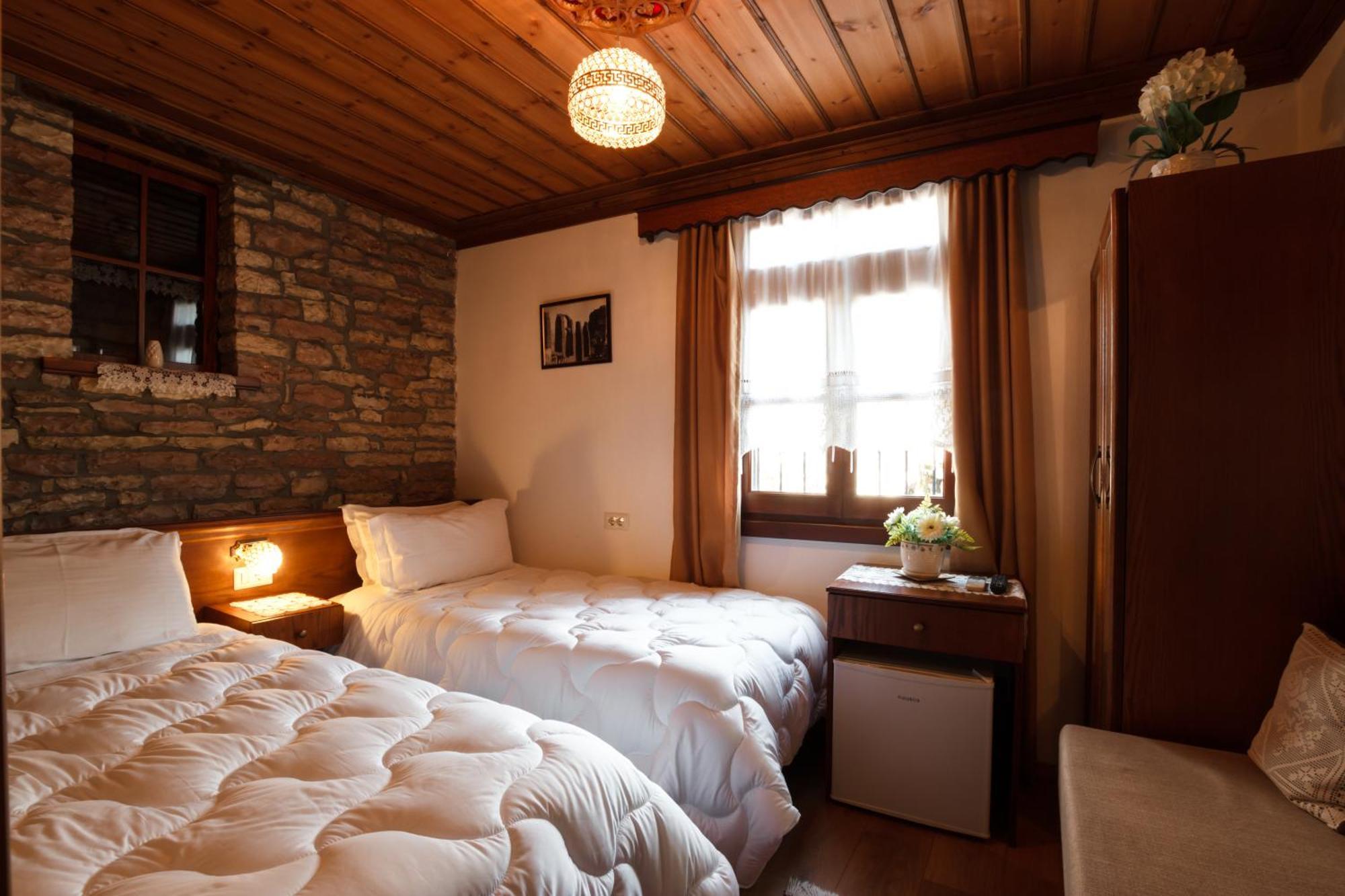 Hotel Pashai Gjirokastër Extérieur photo
