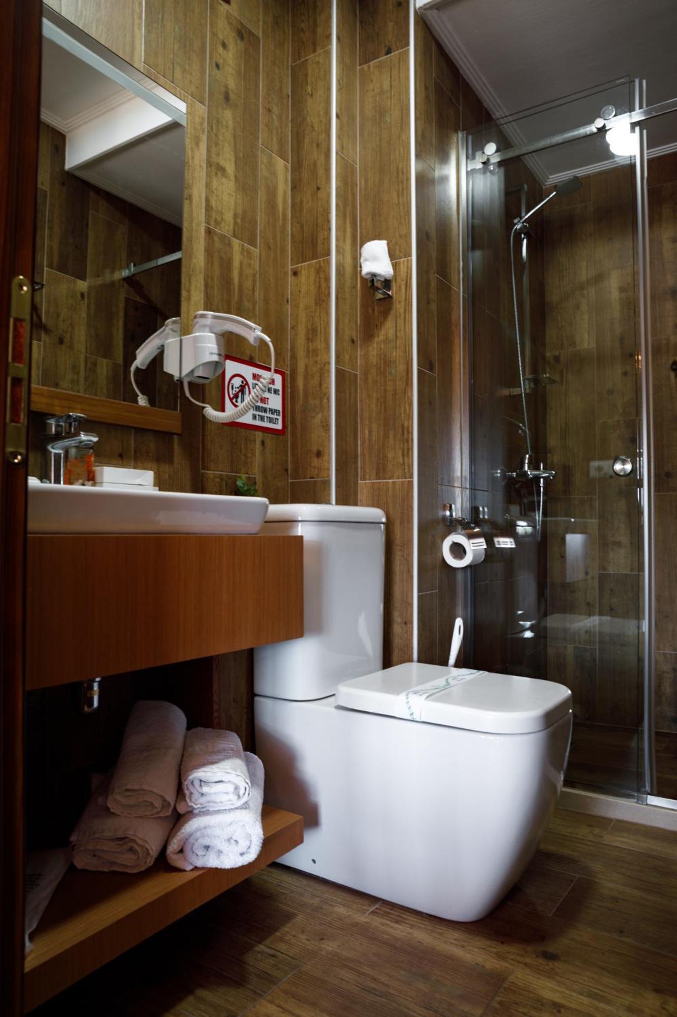 Hotel Pashai Gjirokastër Extérieur photo