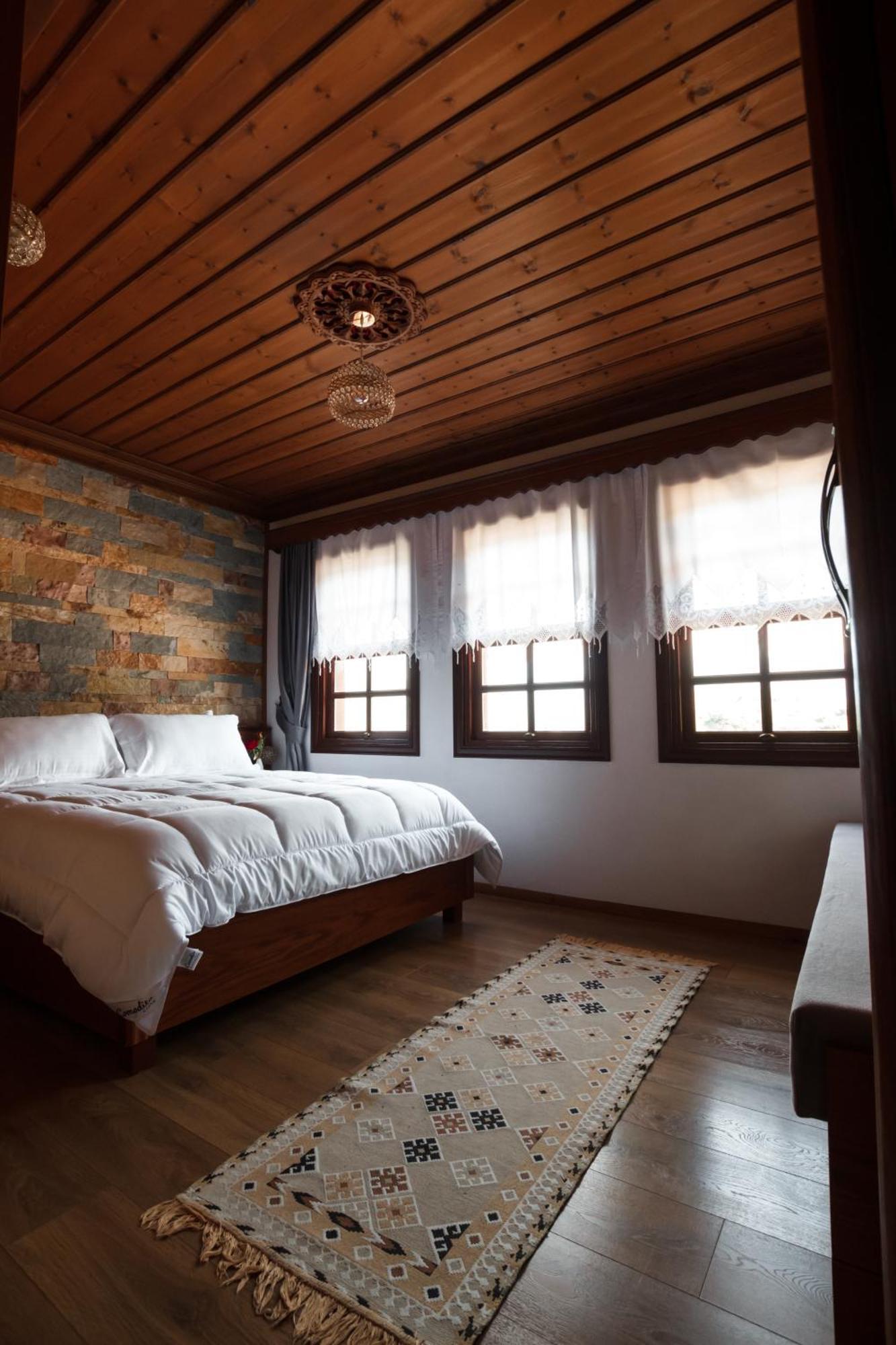 Hotel Pashai Gjirokastër Extérieur photo