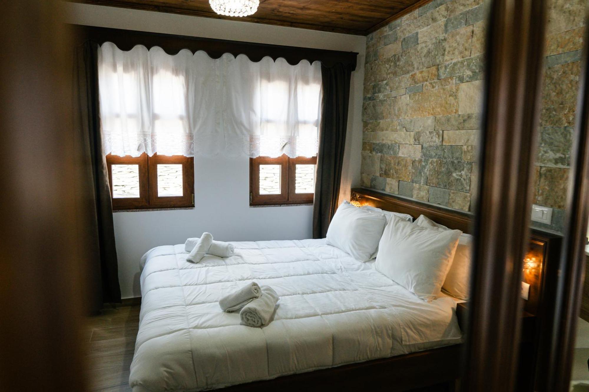 Hotel Pashai Gjirokastër Extérieur photo