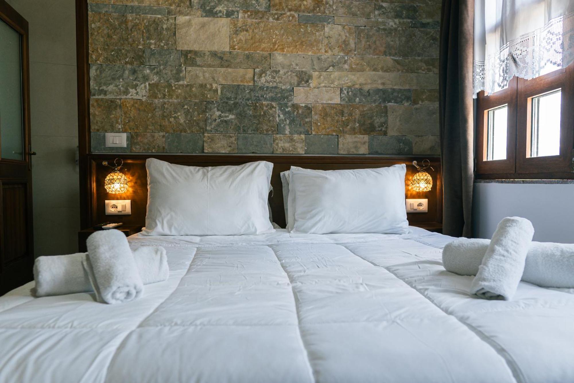 Hotel Pashai Gjirokastër Extérieur photo